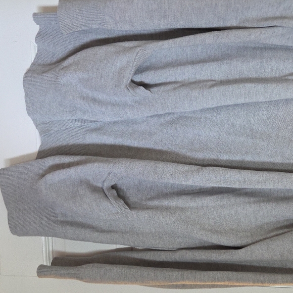 Cardigan - Picture 3 of 4